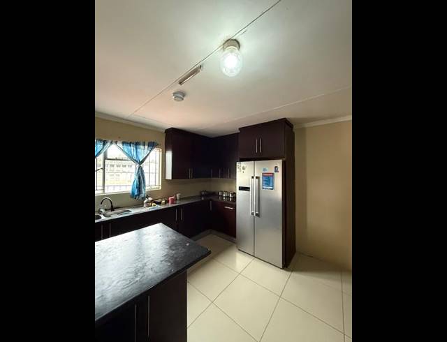 10 BEDROOM FREESTANDING FOR SALE IN HEIDELBERG EXT 5